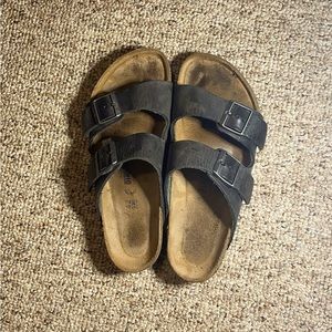 Men’s Birkenstock Arizona Soft Footbed (Black) Size 9-9.5